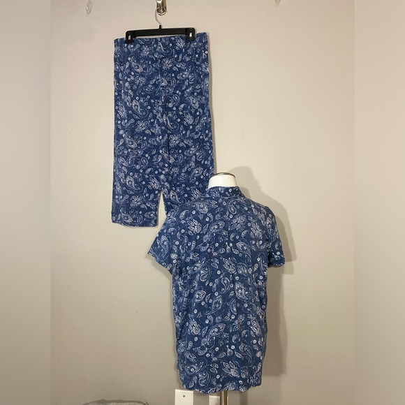 Ladies Lauren Ralph Lauren Black Label
M Capri Pajamas Set 
Blue Paisley Print - Picture 2 of 5